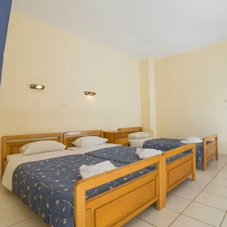 Aneton Apartahotel 2*