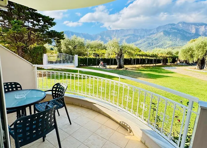 Hotel de apartamente Aneton