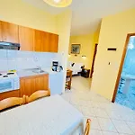 Aparthotel Aneton Chrisi Ammoudia