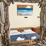 Aparthotel Aneton 2*