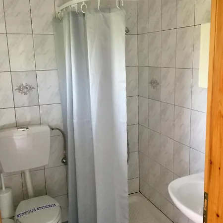 Aneton 2* 克里斯阿穆迪亚