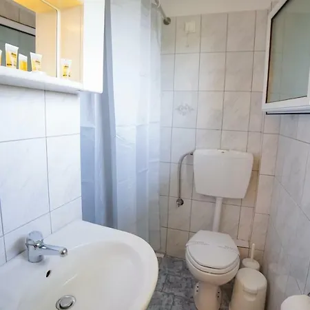 Ξενοδοχείο με διαμερίσματα άνετον Χρυσή Αμμουδιά