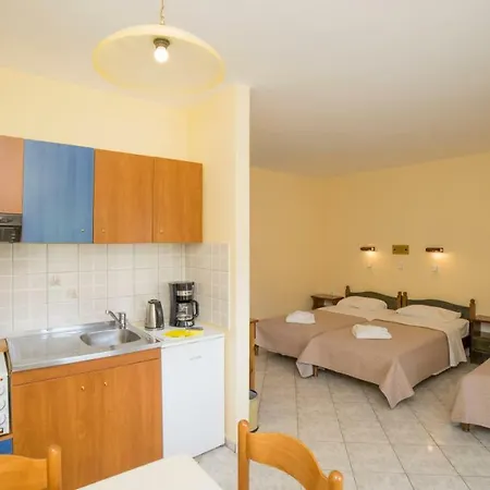 Ξενοδοχείο με διαμερίσματα άνετον Χρυσή Αμμουδιά