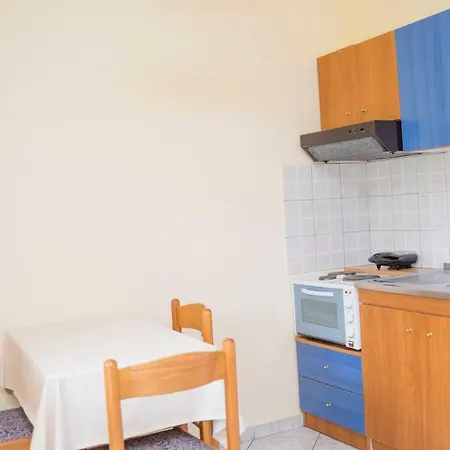 Ξενοδοχείο με διαμερίσματα άνετον Χρυσή Αμμουδιά